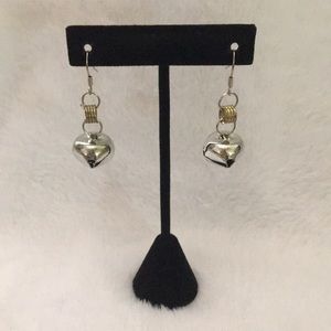 2 pairs of Christmas dangling earrings
